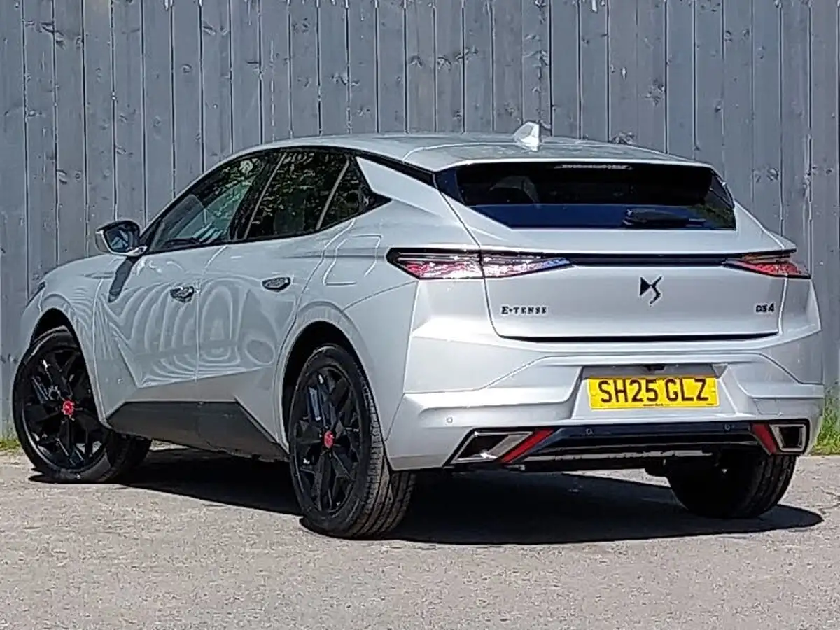 2024-ds-ds-4-e-tense-performance-line-nav-big-0