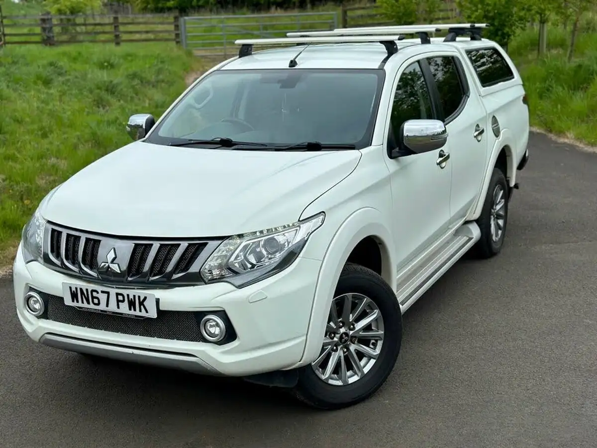 2017-mitsubishi-l200-24di-d-barbarian-178bhp-eu6-big-11