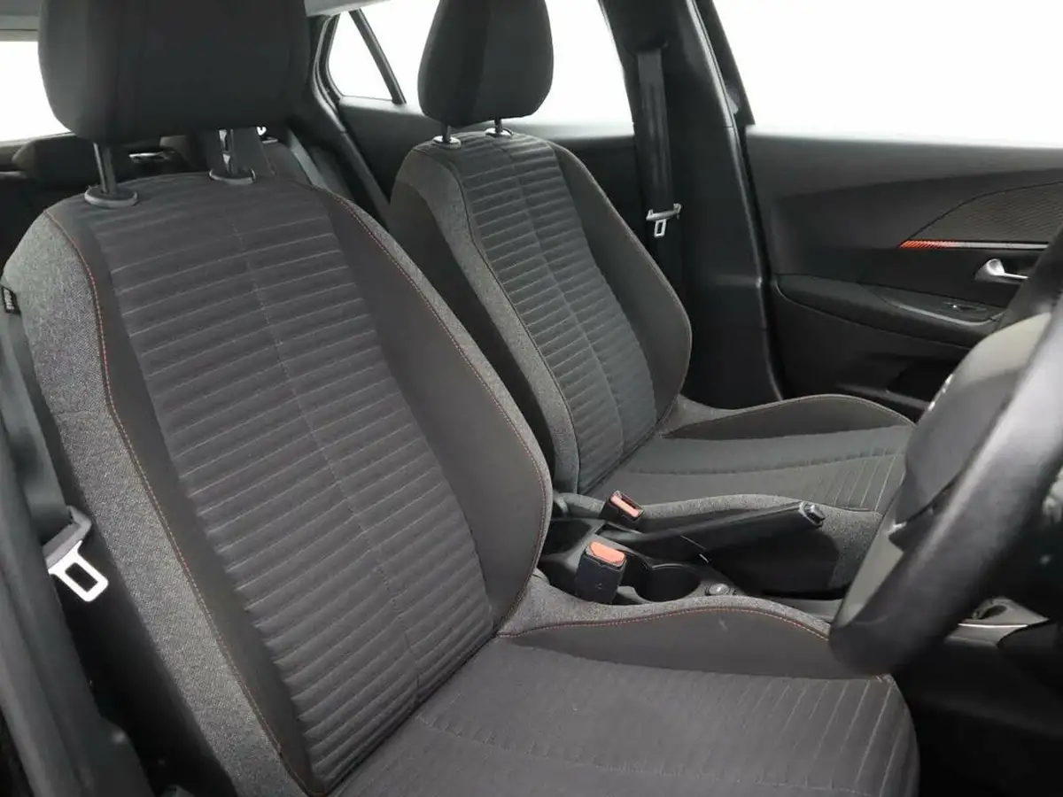 2022-peugeot-2008-suv-12-puretech-active-premium-big-10
