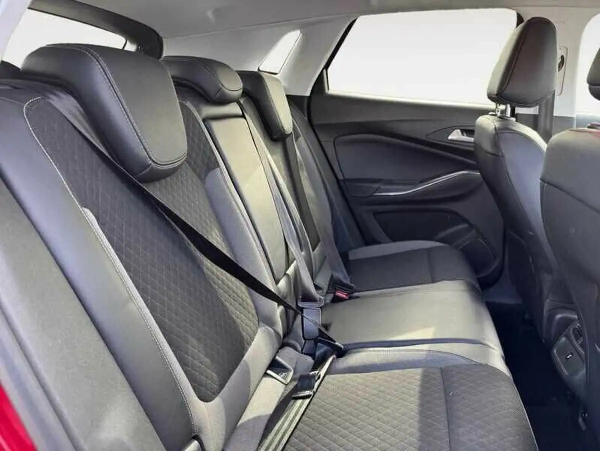 2020-vauxhall-grandland-x-12-sri-nav-big-5