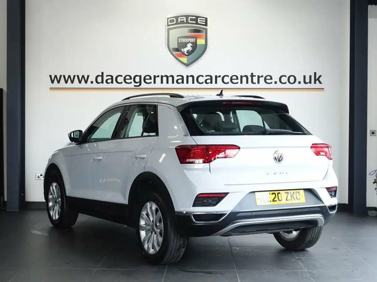 2020-volkswagen-t-roc-15-tsi-se-dsg-big-7