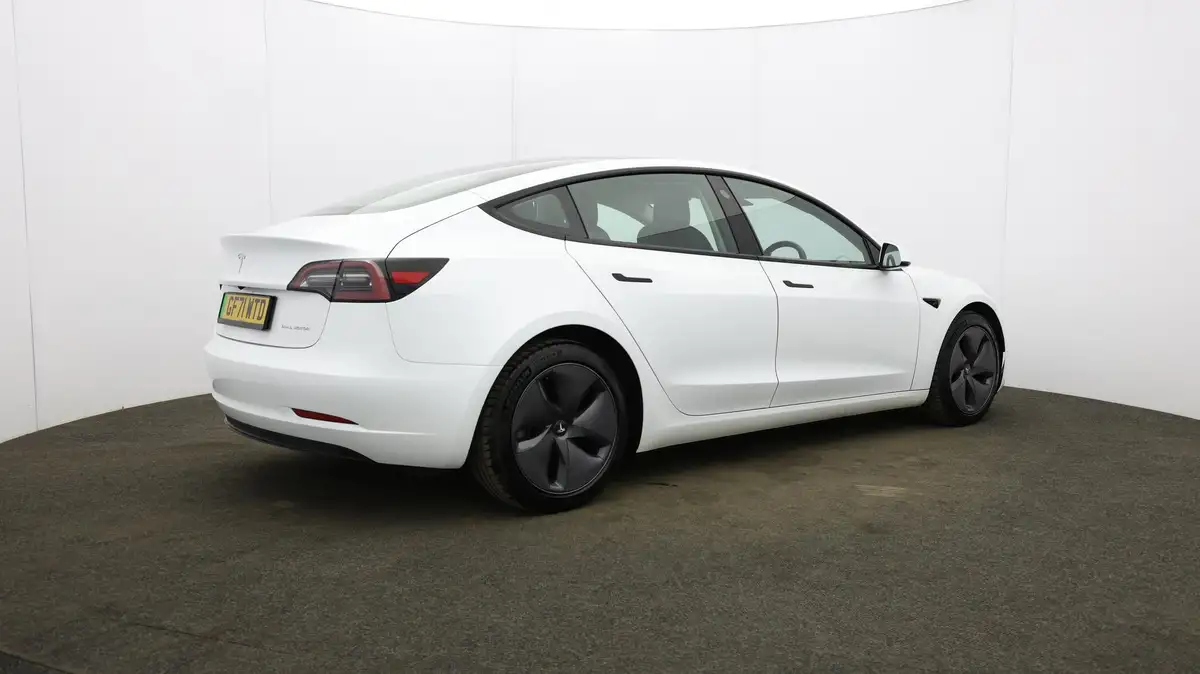 2021-tesla-model-3-e-long-range-awd-big-57