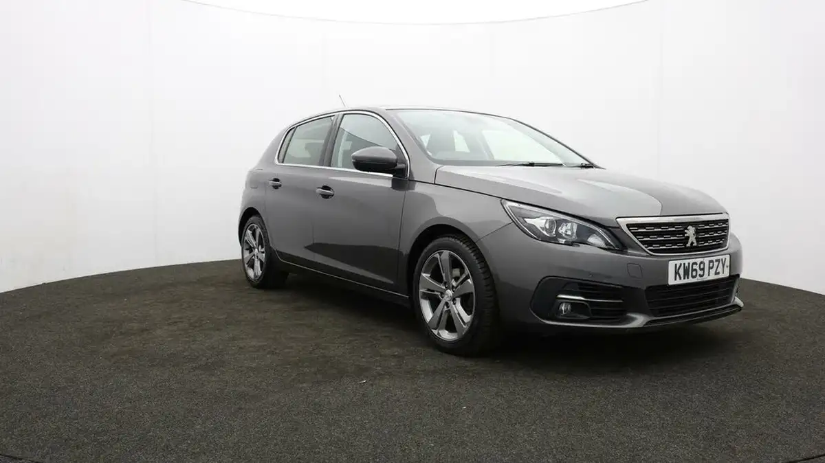 2019-peugeot-308-12-puretech-allure-130bhp-big-42