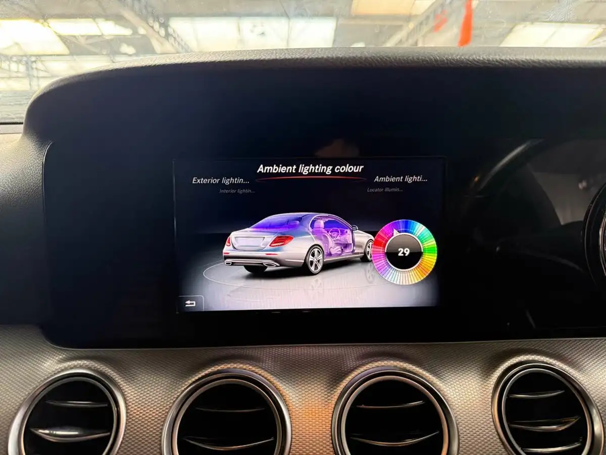 2017-mercedes-benz-e-class-20d-e220d-se-ss-saloon-4d-big-31