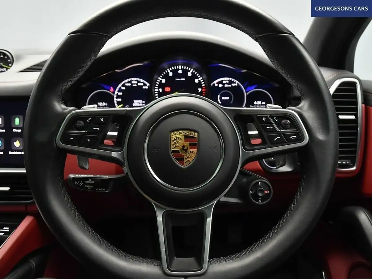 2022-porsche-cayenne-30-v6-e-hybrid-station-wagon-big-21