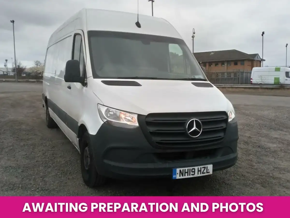 2019-mercedes-benz-sprinter-21cdi-314-l1h1-143pseu6c-panel-van-big-1