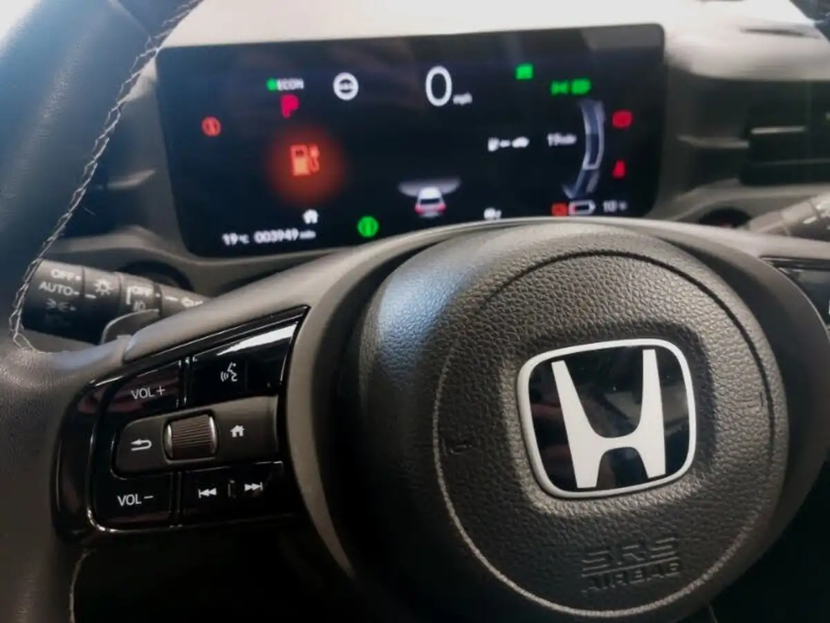 2024-honda-eny1-e-elegance-big-16