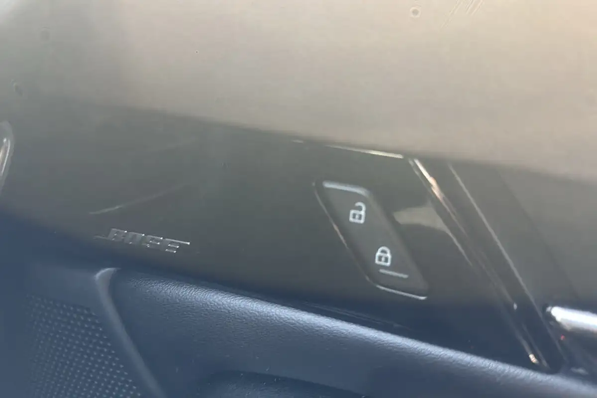 2024-mazda-cx-30-20-e-skyactiv-x-takumi-big-32