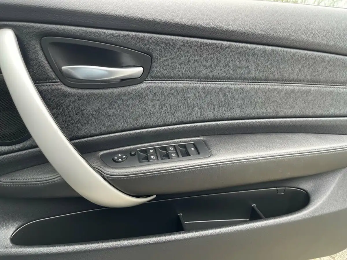 2010-bmw-1-series-20-118i-sport-auto-big-14