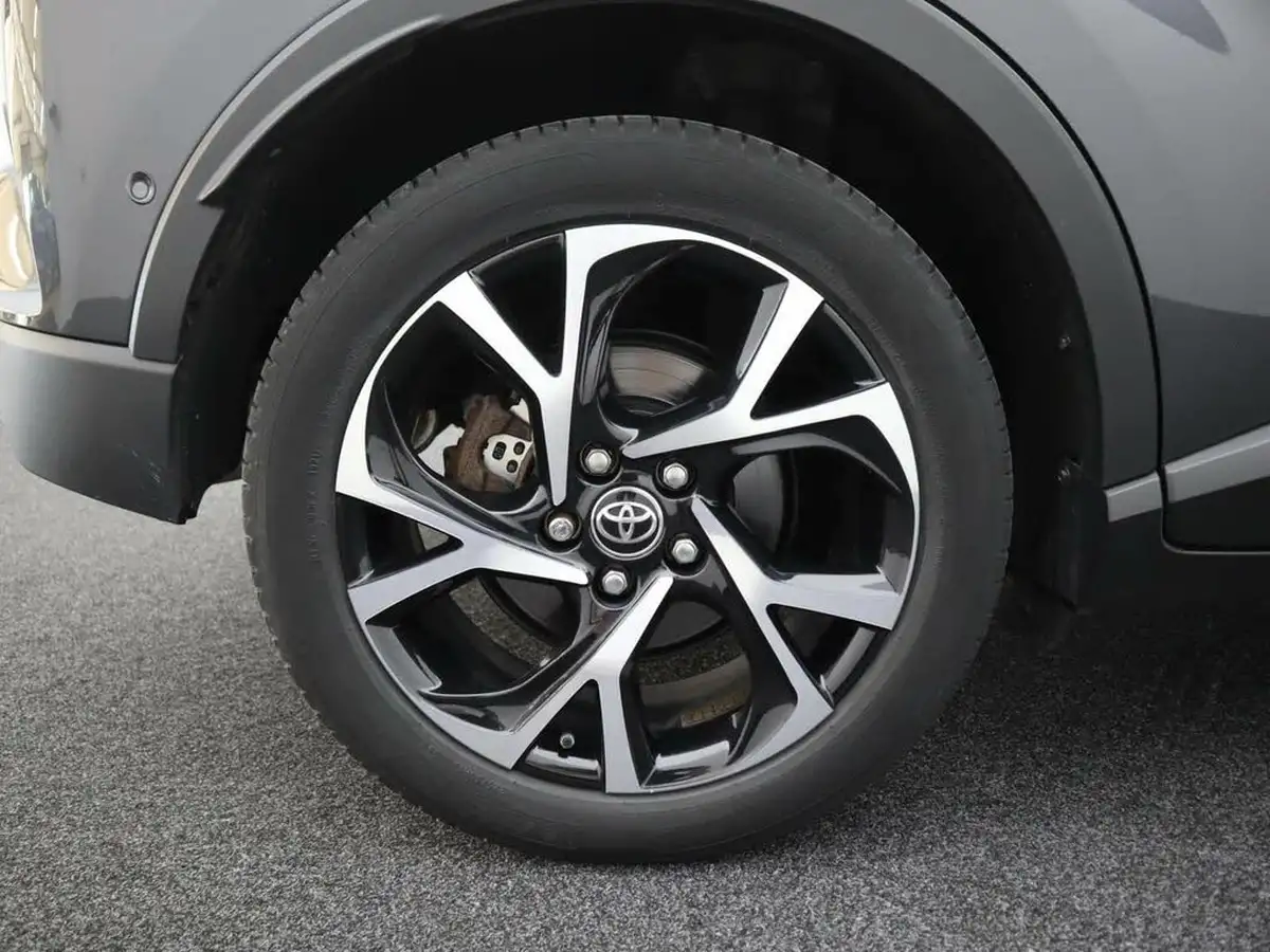 2022-toyota-c-hr-20-vvt-i-design-big-6