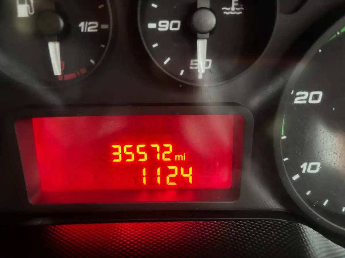 2015-iveco-daily-c-class-30td-50c15v-3520-h2-plus-big-22
