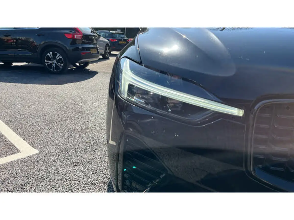 2024-volvo-xc60-20-b5-plus-big-38