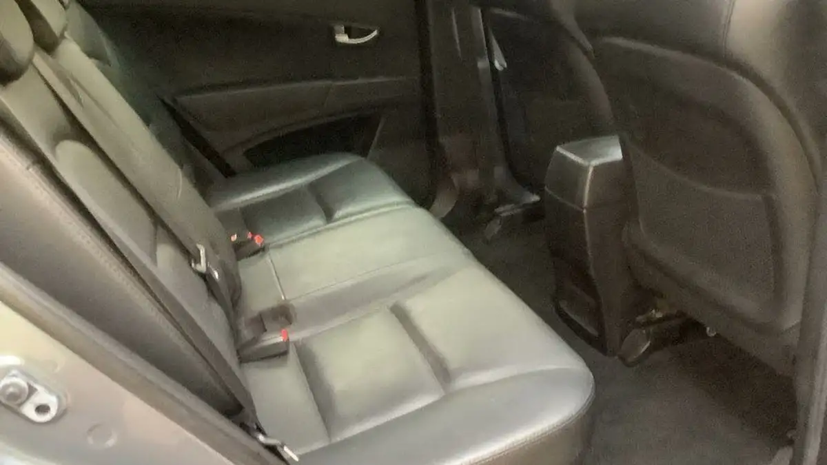 2012-kgm-ssangyong-korando-20td-ex-auto-big-11