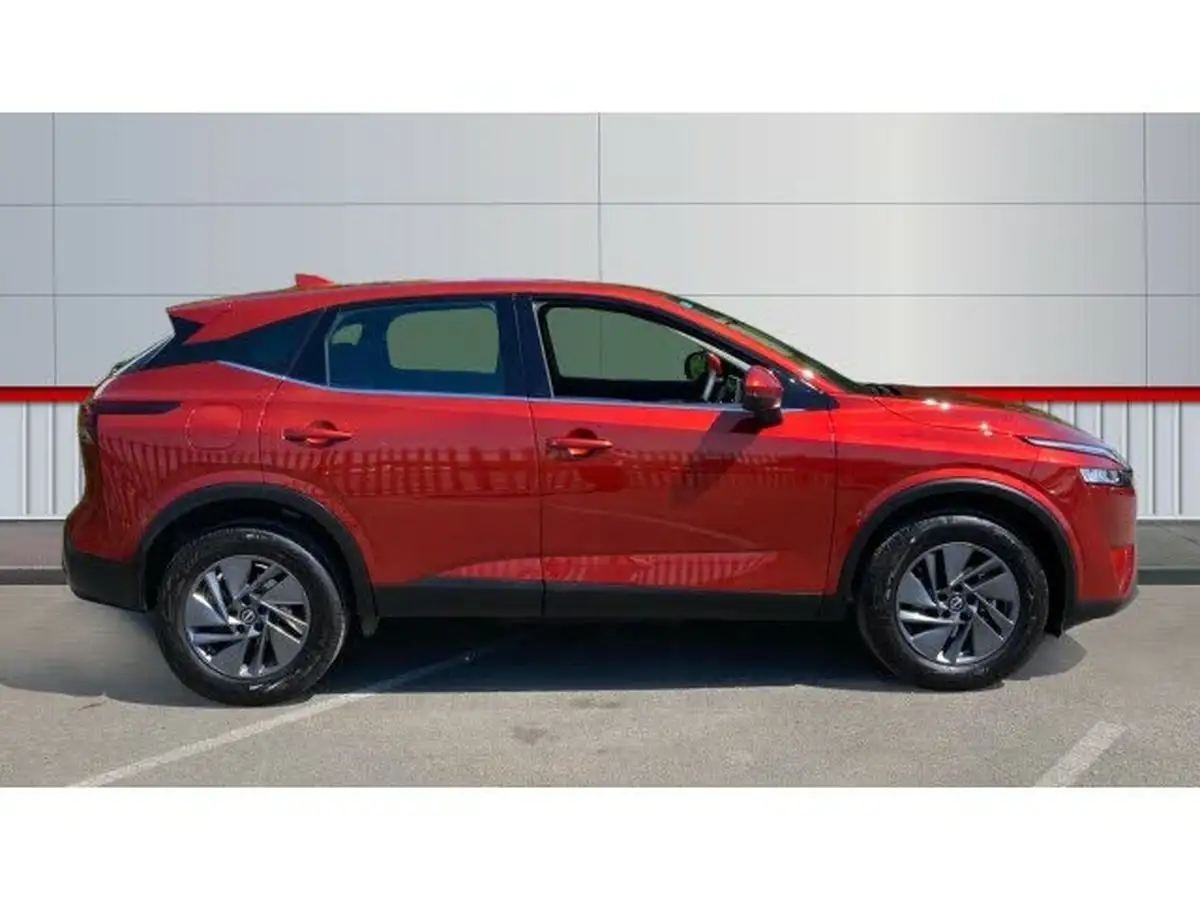 2023-nissan-qashqai-13-dig-t-acenta-premium-140ps-big-4