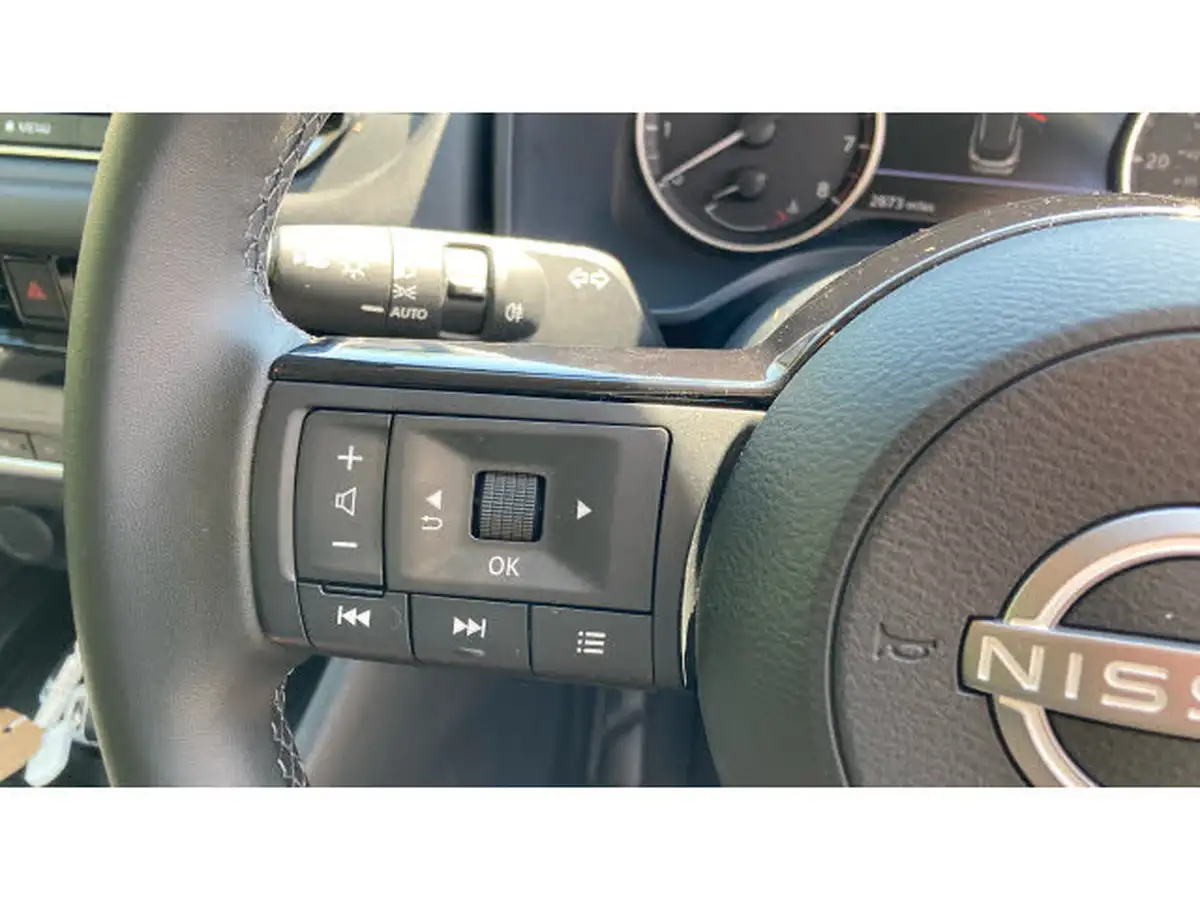 2023-nissan-qashqai-13-dig-t-acenta-premium-140ps-big-28