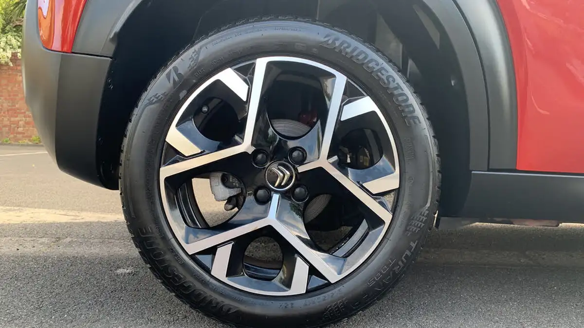 2022-citroen-c3-aircross-12-puretech-shine-plus-130ps-eat6-big-14