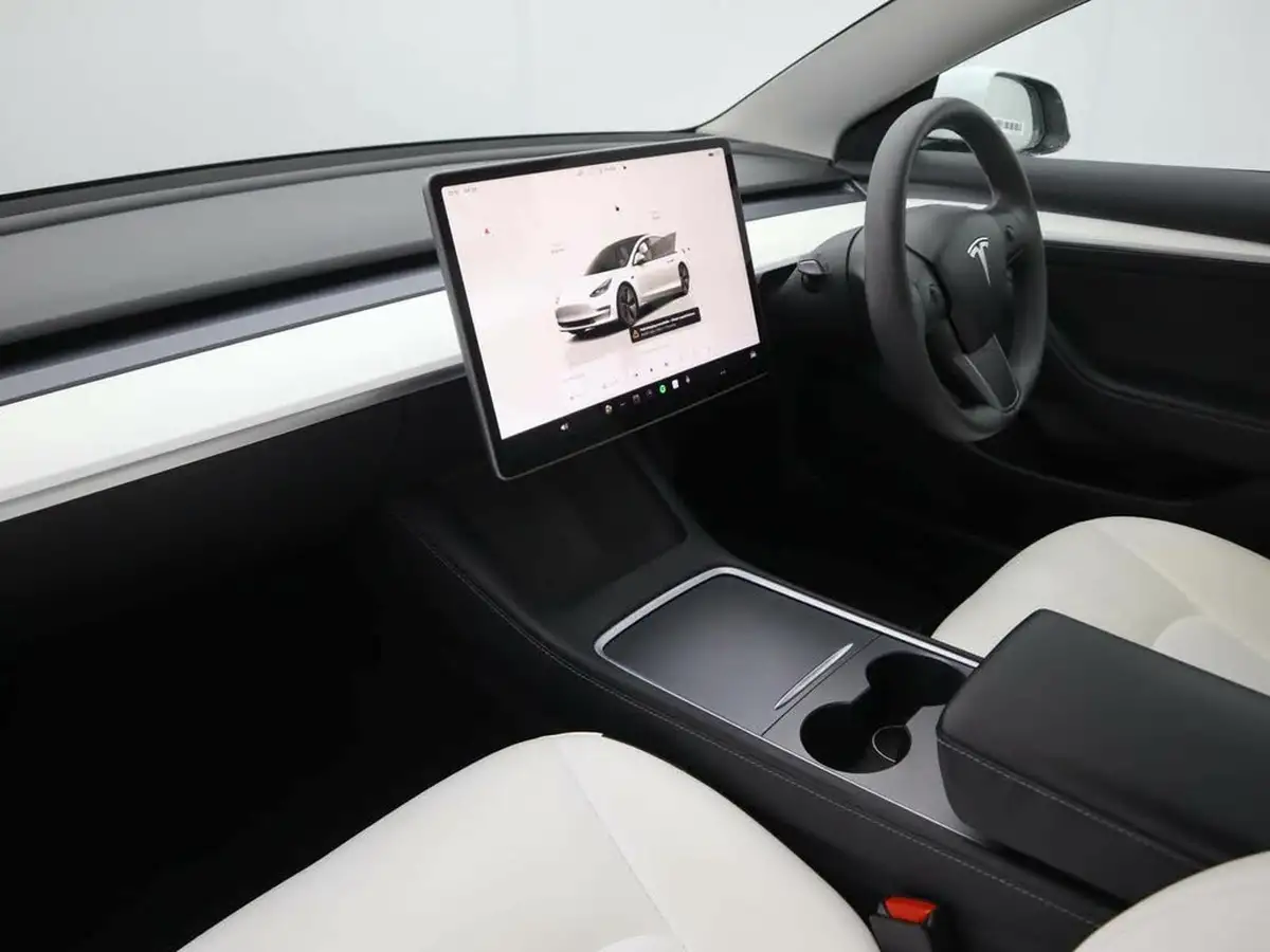 2021-tesla-model-3-e-standard-plus-big-14