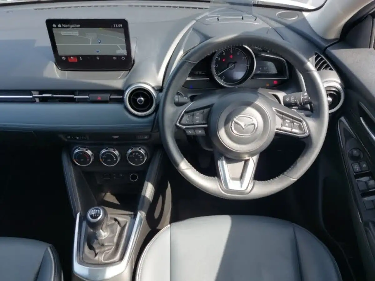 2022-mazda-mazda2-15-e-skyactiv-g-gt-sport-tech-big-6