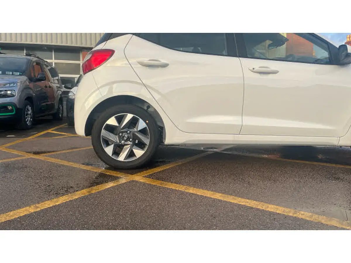 2024-hyundai-i10-10-advance-63ps-big-6