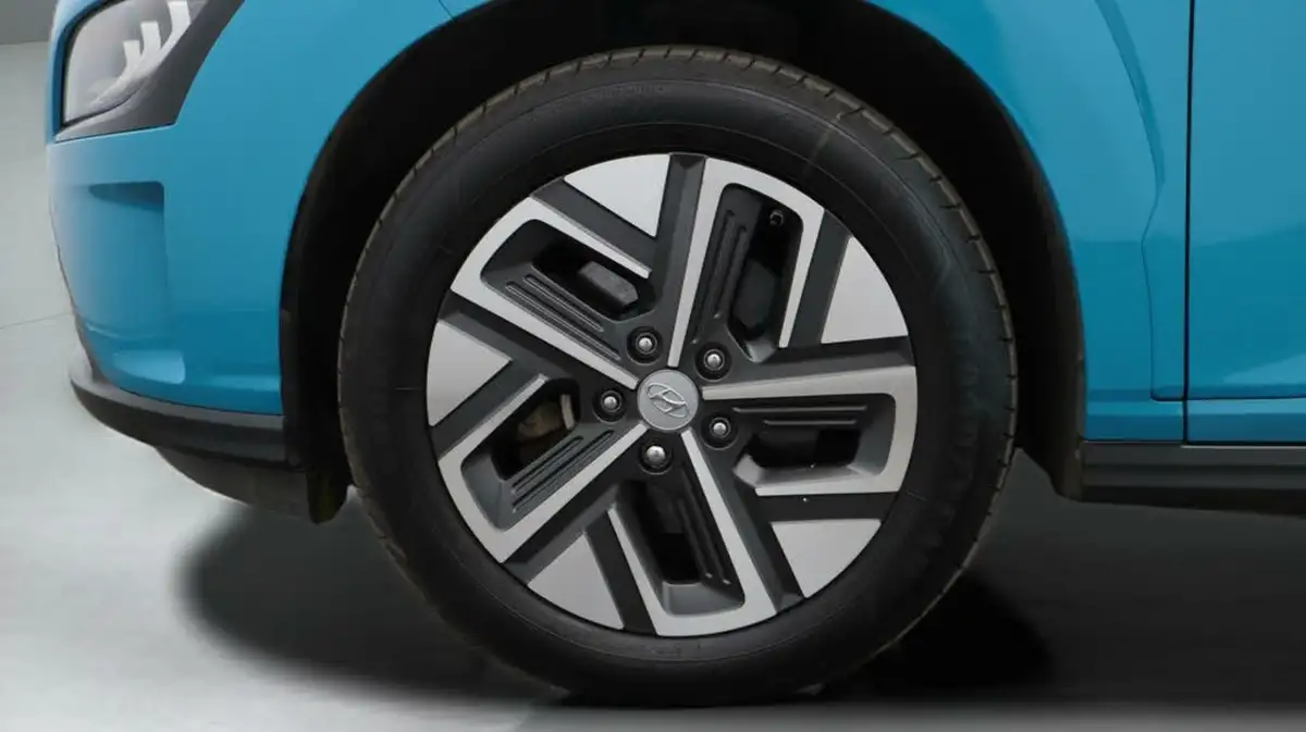 2021-hyundai-kona-e-ultimate-big-18