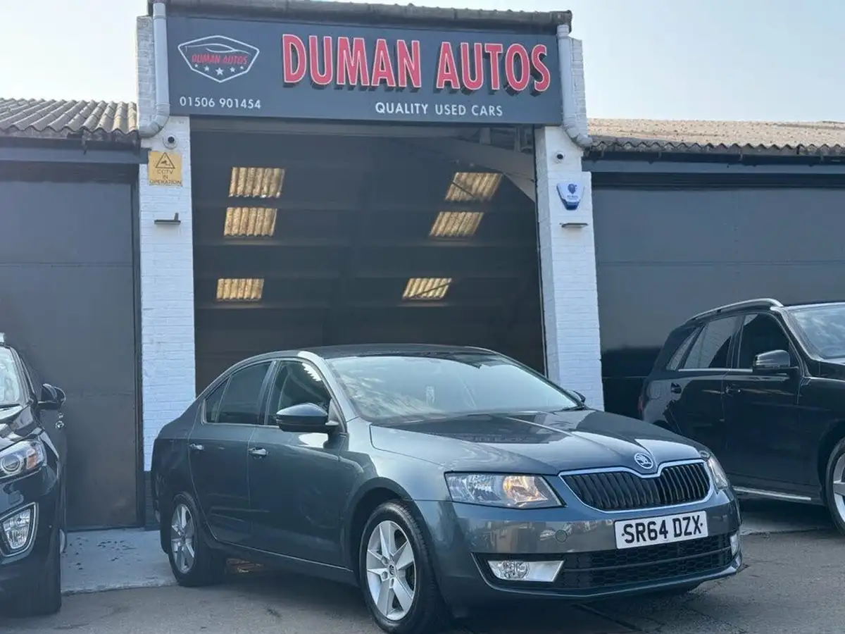 2014-skoda-octavia-20tdi-se-hatchback-big-0