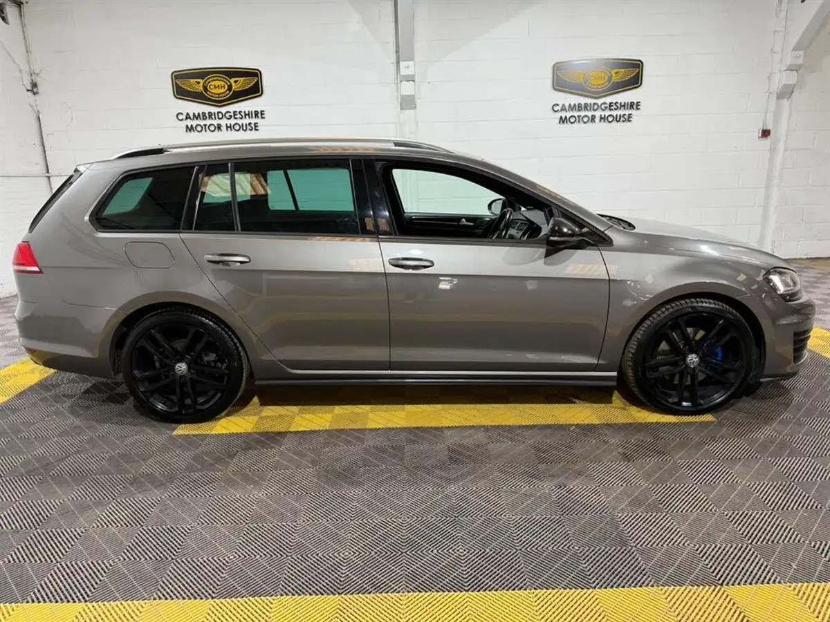 2016-volkswagen-golf-20tdi-gtd-bmtss-estate-5d-big-21