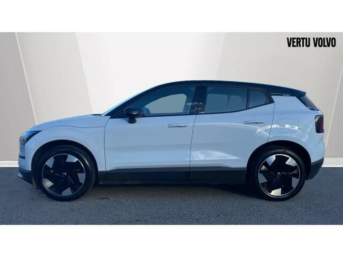 2024-volvo-ex30-e-single-motor-plus-extended-range-big-7
