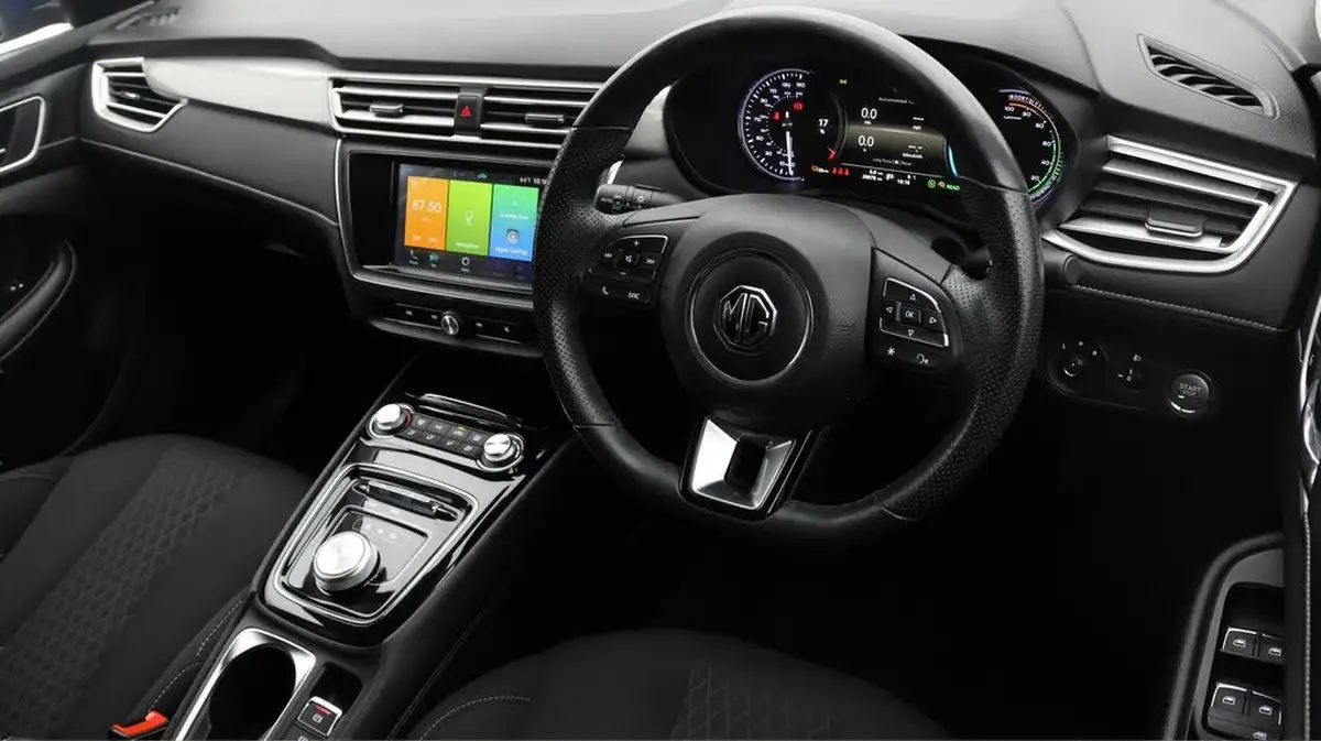2021-mg-mg5-e-excite-ev-long-range-big-8