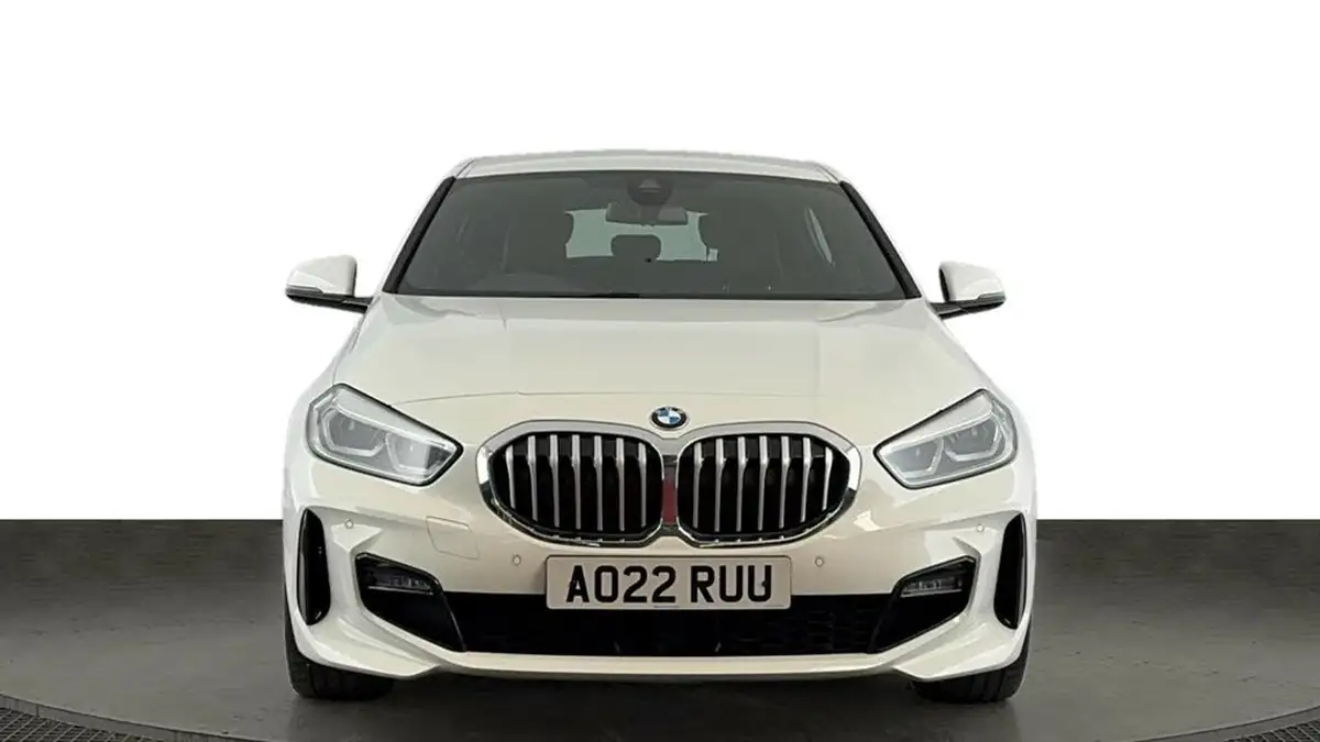 2022-bmw-1-series-20td-120d-m-sport-lcp-big-7