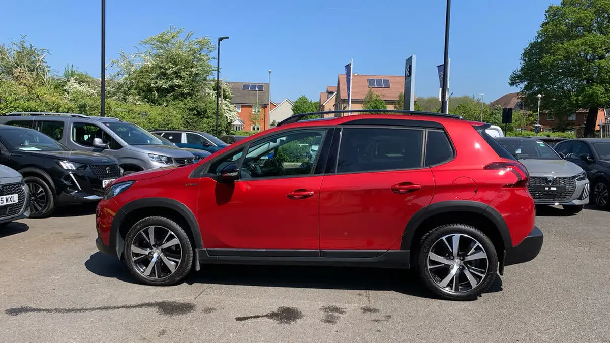 2019-peugeot-2008-suv-12-puretech-gt-line-130bhp-big-5