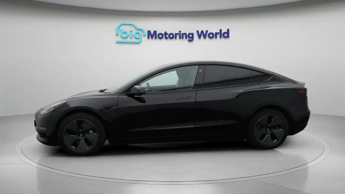 2021-tesla-model-3-e-long-range-awd-big-4