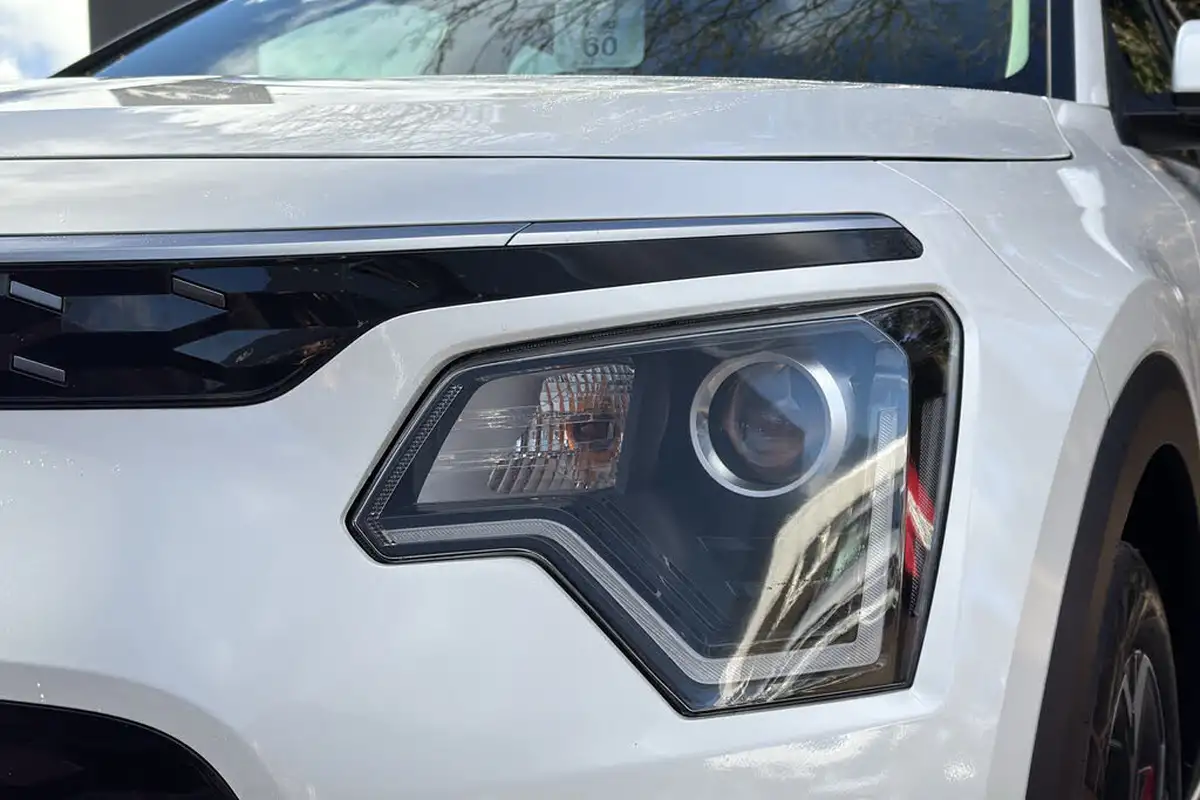 2024-kia-niro-ev-e-2-big-25
