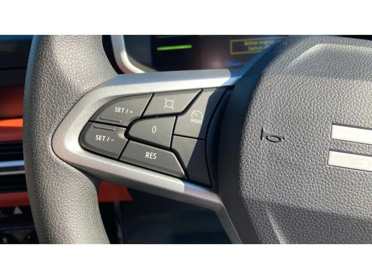 2025-dacia-spring-e-expression-45bhp-45-big-24