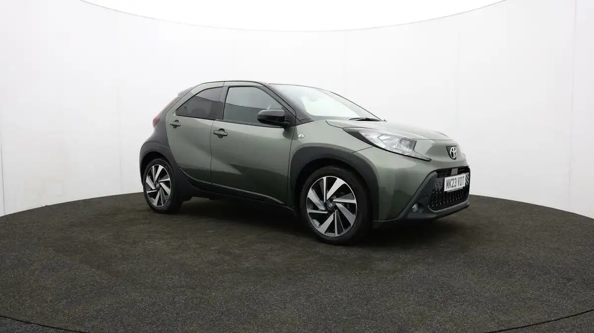 2023-toyota-aygo-x-10-vvt-i-edge-big-39
