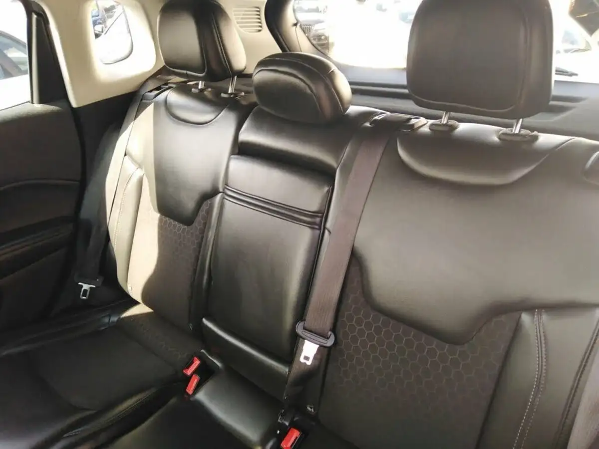 2018-jeep-compass-14-multiair-ii-longitude-big-18