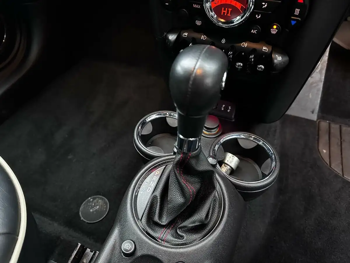 2013-mini-coupe-16-cooper-auto-big-26