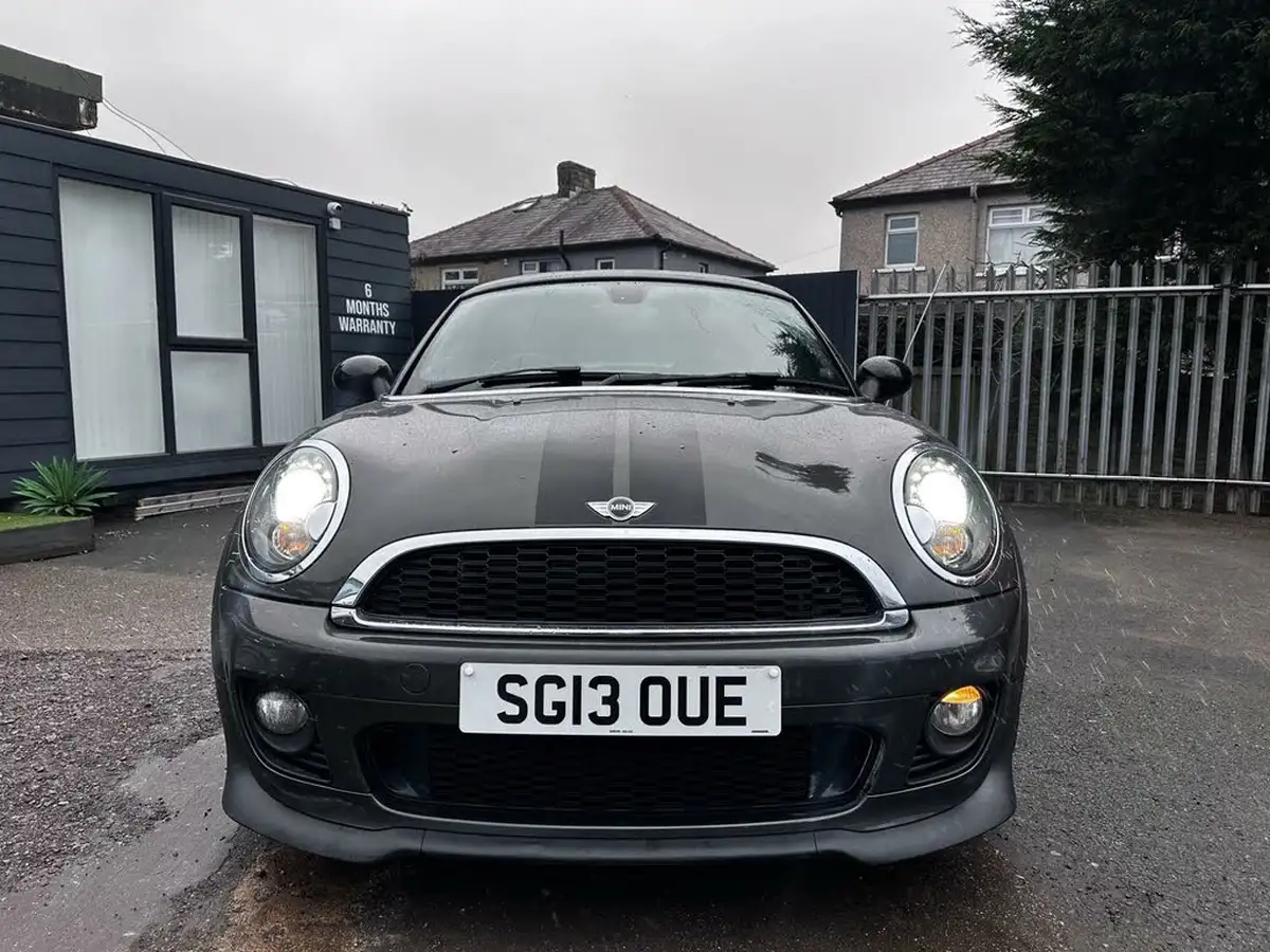 2013-mini-coupe-16-cooper-auto-big-2