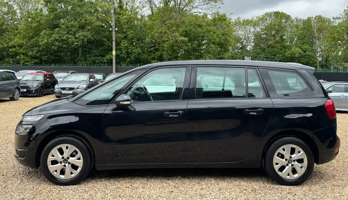 2015-citroen-grand-c4-picasso-16e-hdi-vtr-115ps-big-6