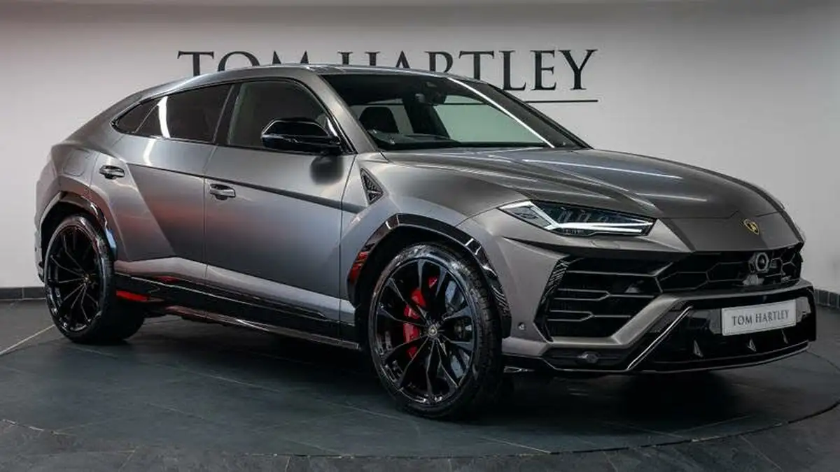 2021-lamborghini-urus-40-no-trim-big-0