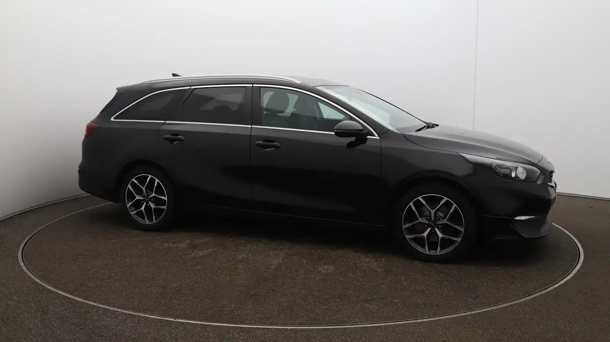 2022-kia-ceed-15-t-gdi-3-sportswagon-big-45