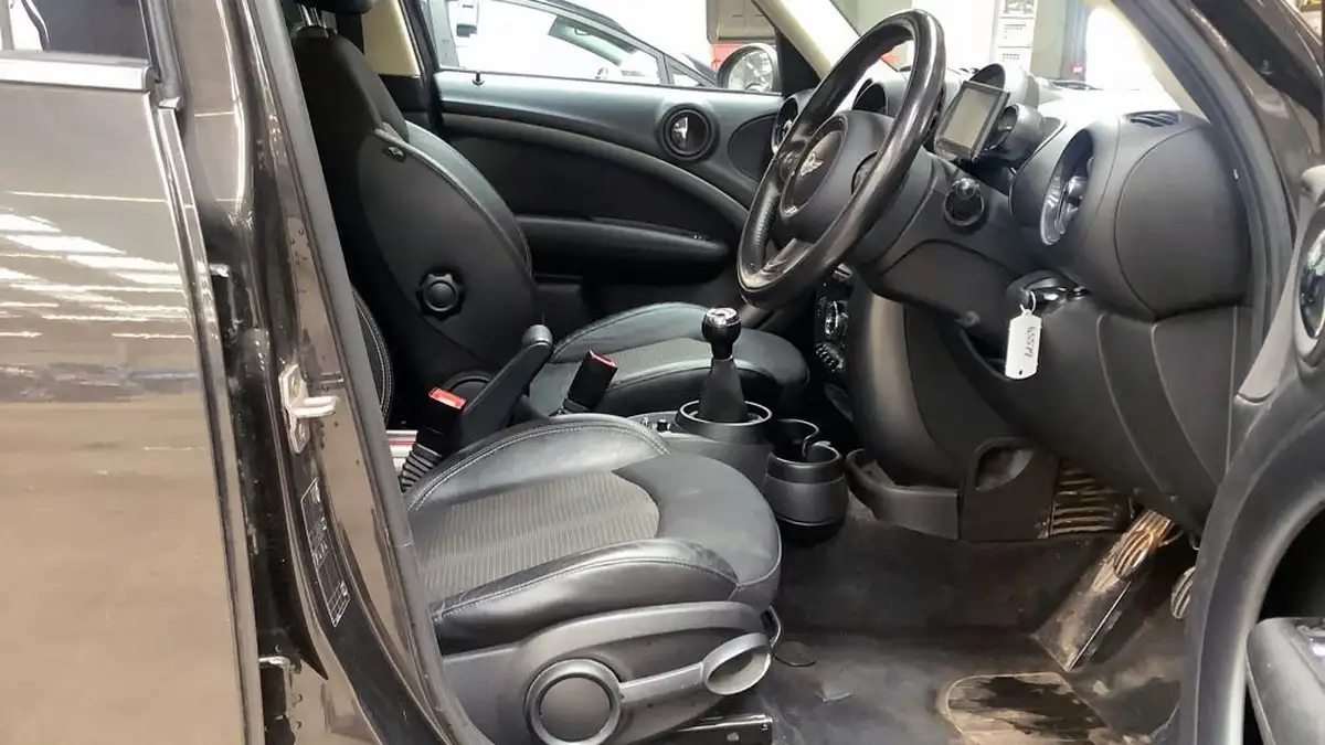 2015-mini-countryman-20td-cooper-sd-big-9