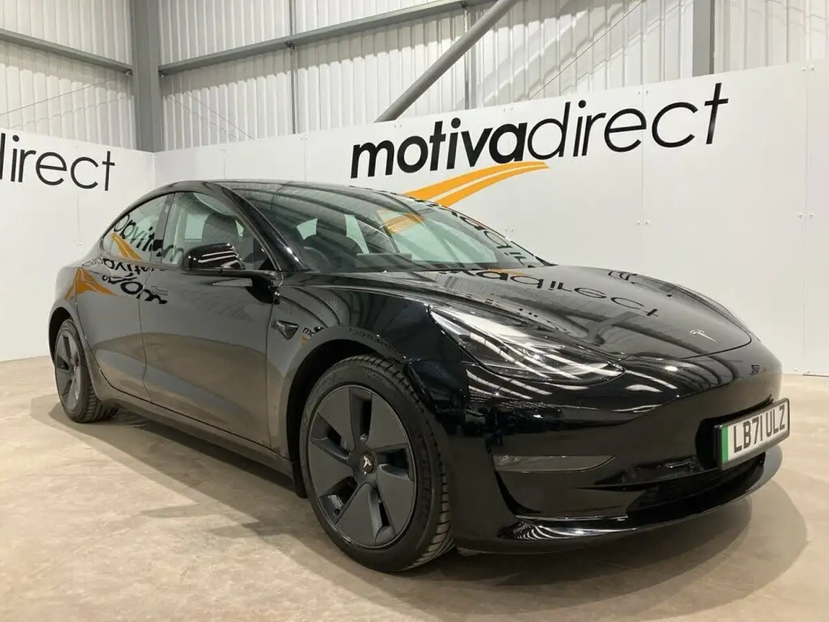 2021-tesla-model-3-e-long-range-awd-big-6
