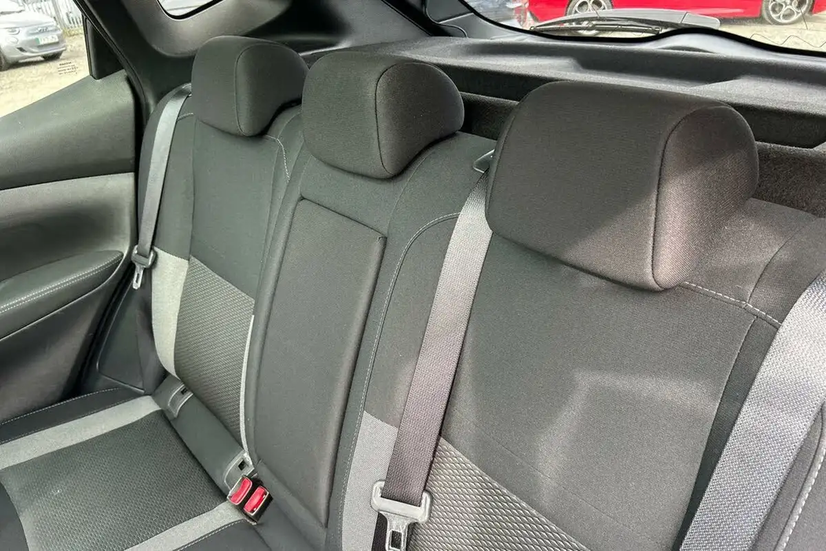 2020-nissan-qashqai-13-dig-t-n-connecta-160ps-dct-big-12