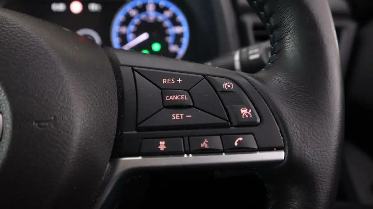 2022-nissan-leaf-e-acenta-39kwh-big-22