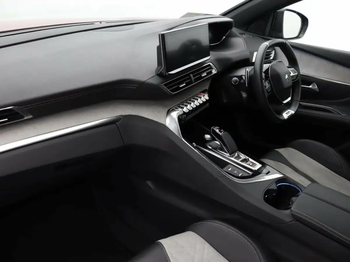 2021-peugeot-3008-suv-16-puretech-gt-premium-300bhp-4wd-hybrid4-e-eat8-big-18