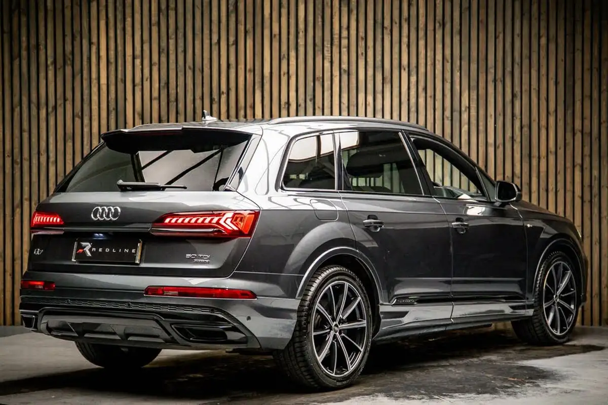 2021-audi-q7-30-50-tdi-black-edition-big-3