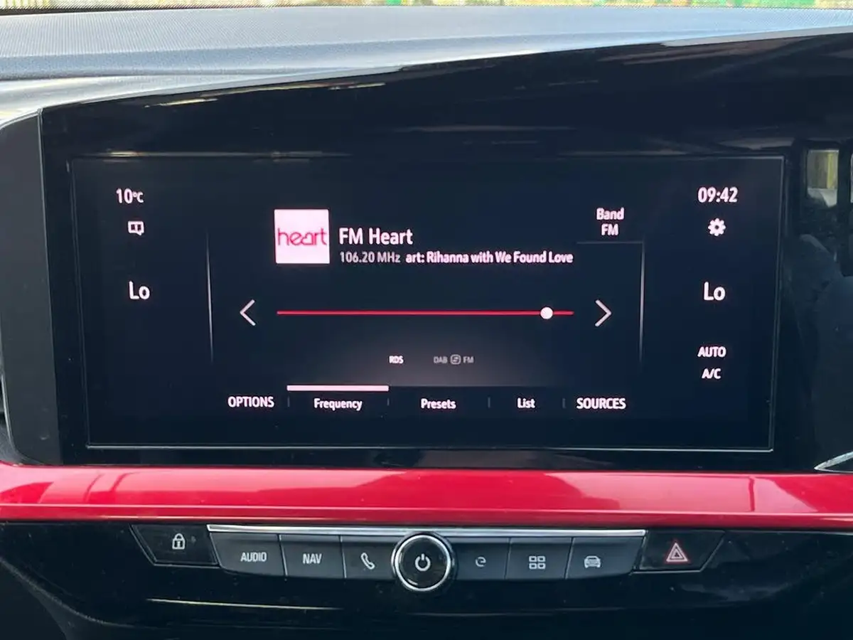 2022-vauxhall-mokka-e-sri-premium-big-16