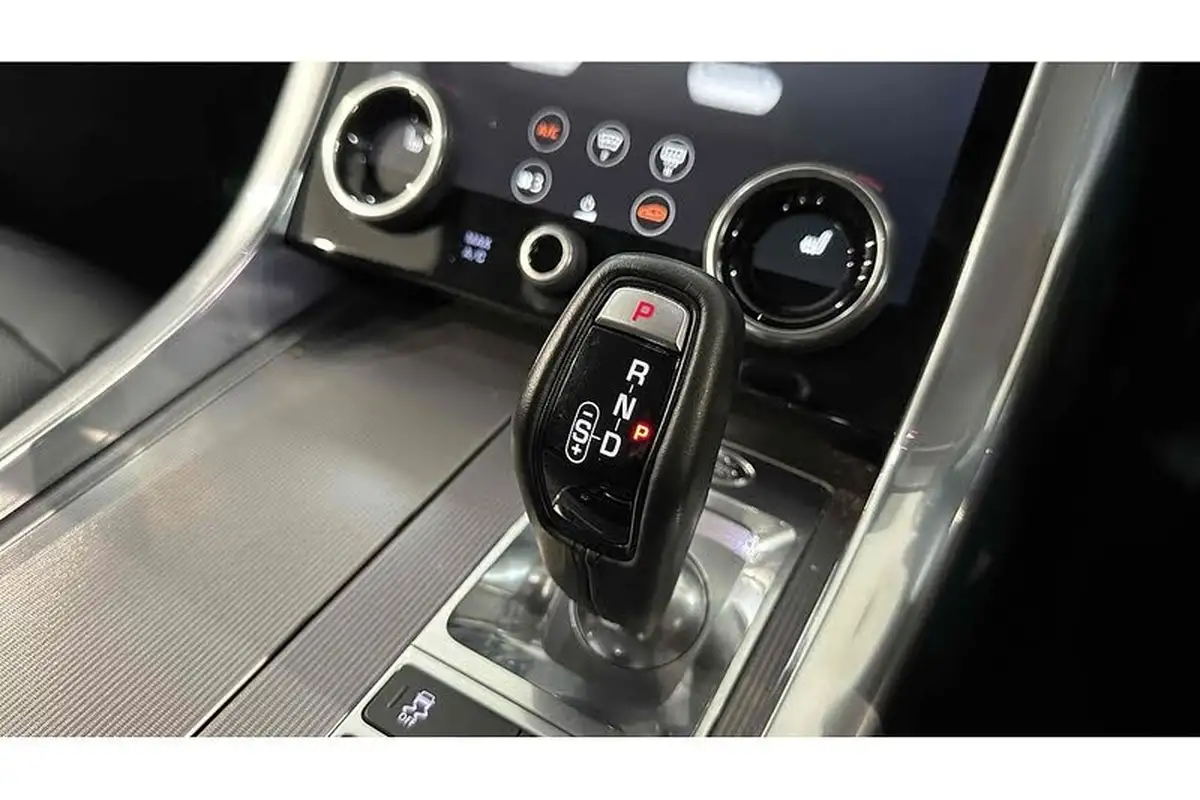2022-land-rover-range-rover-sport-30-d250-hse-big-46