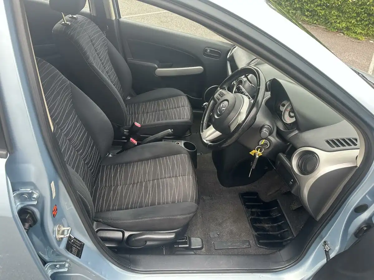 2008-mazda-mazda2-13-ts2-5d-big-17