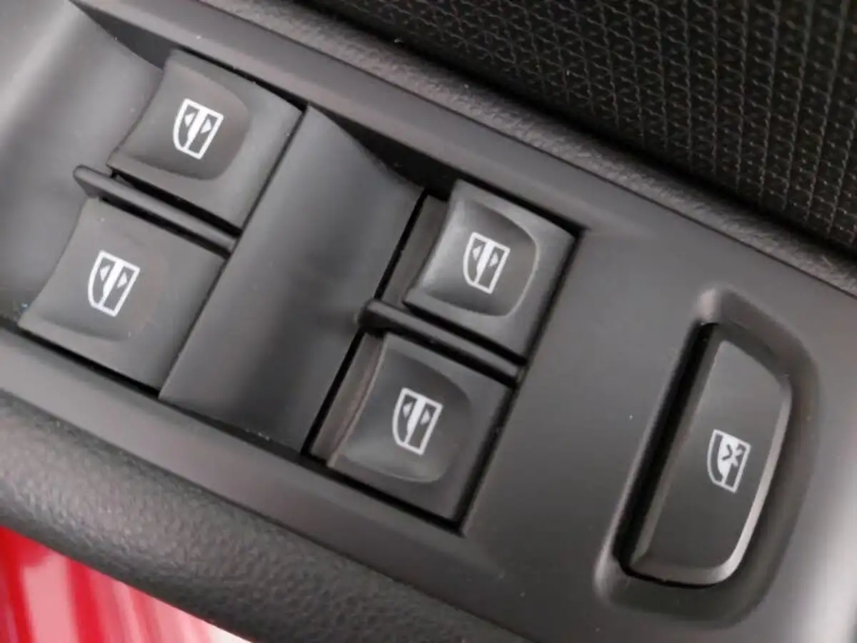 2019-renault-clio-15dci-gt-line-edc-auto-big-9